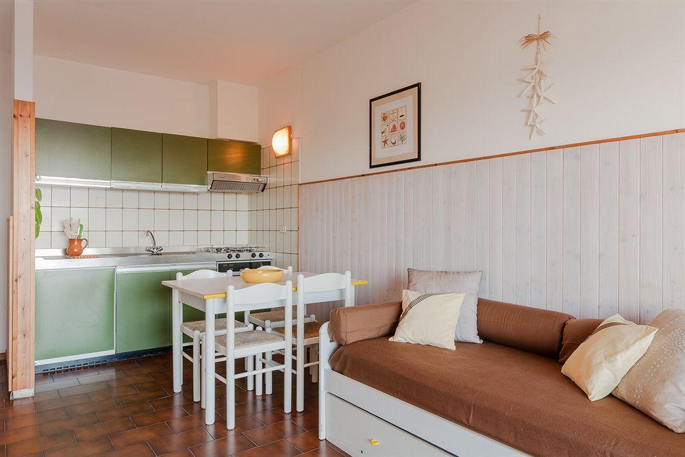 Residenze Etruria Aparthotel San Vincenzo Exterior photo
